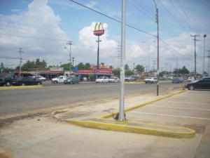 REAL & BUSINESS BROKER&acute;S C.A Local Comercial En Alquiler En Ciudad Ojeda - La N C&oacute;digo FLEX: 11-338 No.3