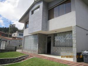 Venta - Casa En San Antonio de los Altos - Los Castoresimage fachada RAH:11-421