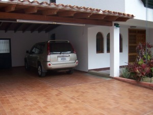Bel�n Mar�n y David Del Corral Casa En Venta En Caracas - La Boyera C&oacute;digo FLEX: 11-498 No.0