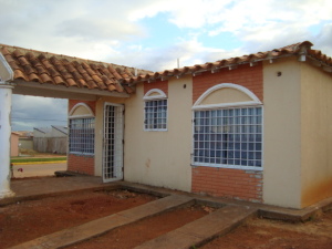 Venta - Casa En Maturin - Zona Industrialimage fachada RAH:11-645