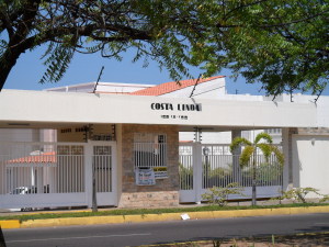 MARGARITA ESCALANTE Casa Venta Maracaibo Avenida Milagro Norte FLEXMLS-11-672