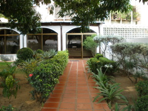MARIEDOS DAVALILLO Apartamento En Venta En Maracaibo - Avenida Delicias Norte C&oacute;digo FLEX: 11-685 No.1
