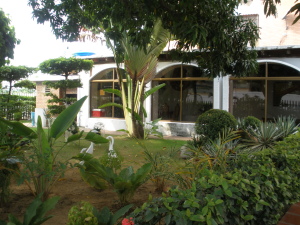 MARIEDOS DAVALILLO Apartamento En Venta En Maracaibo - Avenida Delicias Norte C&oacute;digo FLEX: 11-685 No.2