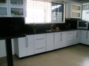 Soluci�n Inmobiliaria de Aragua, C.A Casa En Venta En Maracay - El Castaño C&oacute;digo FLEX: 11-851 No.5