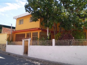 EILEEN CASTILLO Casa Venta La Victoria Las Mercedes FLEXMLS-11-879