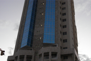 URDANETAYRODRIGUEZ Apartamento Venta Maracaibo Avenida El Milagro FLEXMLS-11-912