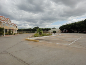 MASTER INTERNATIONAL Townhouse en Venta en Avenida Milagro Norte en Maracaibo C&oacute;digo: 11-966 No.1