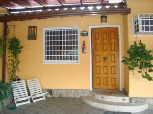 EILEEN CASTILLO Casa En Venta En Turmero - La Mantuana C&oacute;digo FLEX: 11-1040