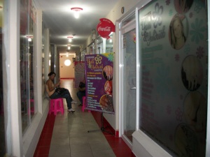 MASTER INTERNATIONAL Local Comercial en Venta en Avenida Bolivar en Ciudad Ojeda C&oacute;digo: 11-1048 No.4