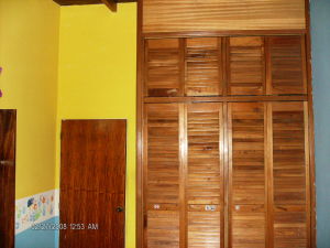 EILEEN CASTILLO Casa En Venta En Maracay - La Mulera Código FLEX: 11-1091 No.4