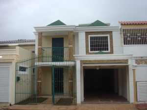 JUSMERI ESPINA Townhouse Venta Cabimas Las 40 FLEXMLS-11-1234