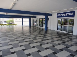 URDANETAYRODRIGUEZ Edificio En Alquiler En Maracaibo - Avenida Bella Vista C&oacute;digo FLEX: 11-1286