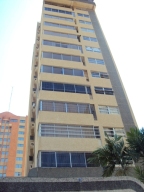 CARMI�A & ASOCIADOS Apartamento En Venta En Maracaibo - 5 de Julio C&oacute;digo FLEX: 11-1325
