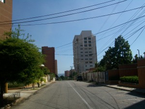 JUSMERI ESPINA Terreno Comercial En Venta En Maracaibo - La Lago C&oacute;digo FLEX: 11-1544 No.2