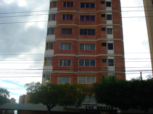 VICTOR ARTURO MORANTES Apartamento Venta Maracaibo La Lago FLEXMLS-11-1595