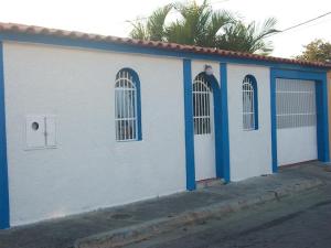 Zulay Elisa Gonzalez Manrique Casa Venta San Joaquin La Pradera FLEXMLS-11-1683