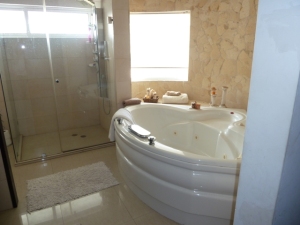 ALVARO PARIS Casa En Venta En Valencia - Trigal Norte C&oacute;digo FLEX: 11-1765 No.3