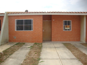 Rent A House Estela Beatriz P�rez Franquicia Personal - Valencia Estado Carabobo - Venezuela  www.alquilovendoinmuebles.com Townhouse Venta Valencia San Diego FLEXMLS-11-1888