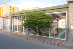 EILEEN CASTILLO Casa En Venta En Maracay - Los Astros Código FLEX: 11-1924 No.0
