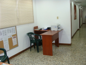 DORIS ACOSTA Oficina En Alquiler En Maracaibo - Avenida El Milagro C&oacute;digo FLEX: 11-2005 No.3