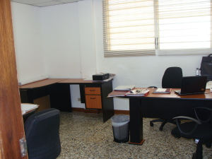 DORIS ACOSTA Oficina En Alquiler En Maracaibo - Avenida El Milagro C&oacute;digo FLEX: 11-2005 No.6