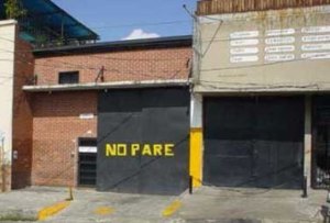 VANESSA GOMES Galpon - Deposito Venta Caracas Catia FLEXMLS-11-2073