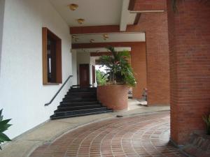 ARIADNA BOUQUETT MORENO Apartamento Venta Caracas Lomas de San Roman FLEXMLS-11-2089