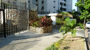 LUIS MONTENEGRO Rif V-02523213-1 Apartamento En Venta En Valencia - Valles de Camoruco C&oacute;digo FLEX: 11-2100 No.2