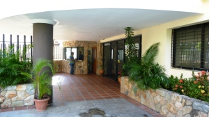 LUIS MONTENEGRO Rif V-02523213-1 Apartamento En Venta En Valencia - Valles de Camoruco C&oacute;digo FLEX: 11-2100 No.3