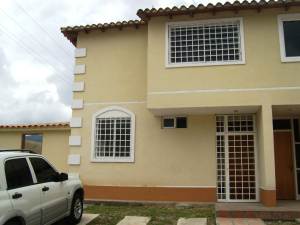 GICELA MORA Townhouse En Venta En Guatire - Sector San Pedro C&oacute;digo FLEX: 11-2133 No.1