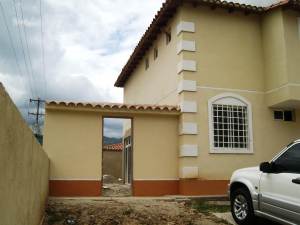GICELA MORA Townhouse En Venta En Guatire - Sector San Pedro C&oacute;digo FLEX: 11-2133 No.2