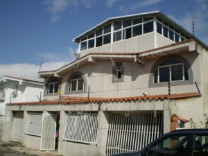 EILEEN CASTILLO Casa Venta La Victoria La Mora II FLEXMLS-11-2163
