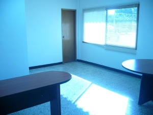 JUSMERI ESPINA Galpon - Deposito En Venta En Maracaibo - Zona Industrial Sur C&oacute;digo FLEX: 11-2241 No.4