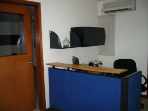 DORIS ACOSTA Oficina En Alquiler En Maracaibo - Avenida El Milagro C&oacute;digo FLEX: 11-2243 No.7