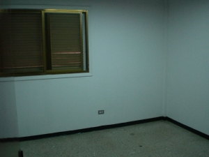 ERNESTO JIMENEZ Casa En Venta En Caracas - La Trinidad C&oacute;digo FLEX: 11-2292 No.4