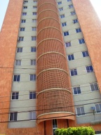 CARMI�A & ASOCIADOS Apartamento En Venta En Maracaibo - Valle Frio C&oacute;digo FLEX: 11-2331