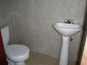 ERNESTO JIMENEZ Casa En Venta En Caracas - La Trinidad C&oacute;digo FLEX: 11-2292 No.8