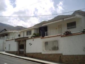 EILEEN CASTILLO Casa Venta Maracay El Castaño (Zona Privada) FLEXMLS-11-2424