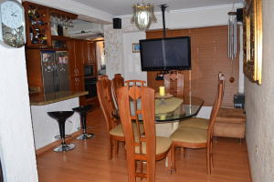 ISABEL BARRIOS Apartamento En Venta En Maracaibo - Circunvalacion Uno C&oacute;digo FLEX: 10-197 No.6