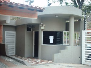 CELESTE BELLO RIF V-04170295-4 Townhouse En Venta En Valencia - Manongo C&oacute;digo FLEX: 11-2554 No.4