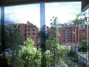 Apartamento en Caracas Distrito Metropolitano,Campo Alegre REF: 11-2702