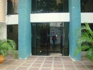 LUIS MONTENEGRO Rif V-02523213-1 Apartamento En Venta En Valencia - Valles de Camoruco C&oacute;digo FLEX: 11-2799 No.5