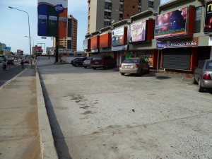 MASTER INTERNATIONAL Local Comercial en Alquiler en Las Delicias en Maracaibo Código: 11-2804 No.1