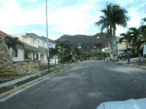 PATRICIA COLINA V-09752084-0 Terreno Residencial En Venta En Valencia - Guataparo C&oacute;digo FLEX: 11-2838 No.4