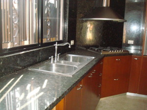 JUSMERI ESPINA Casa En Venta En Maracaibo - Avenida Milagro Norte C&oacute;digo FLEX: 11-2847 No.4