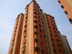 FRANQUICIA COMERCIAL GARIBALDI VALENCIA. Alquiler y venta de inmuebles a nivel nacional. Apartamento En Venta En Valencia - El Rincon C&oacute;digo FLEX: 11-2970 No.0
