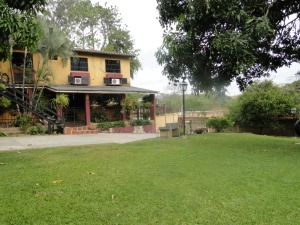 THAYDA MONTERO V-04521574-8 Casa En Venta En Valencia - Guataparo C&oacute;digo FLEX: 11-3203 No.1