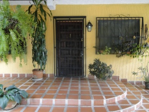 THAYDA MONTERO V-04521574-8 Casa En Venta En Valencia - Guataparo C&oacute;digo FLEX: 11-3203 No.2