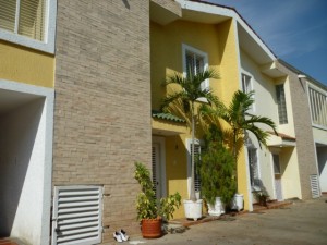 JUSMERI ESPINA Townhouse Venta San Francisco El Bajo FLEXMLS-11-3302