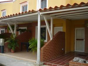 LISETH GONZALEZ Townhouse Venta Valencia San Diego FLEXMLS-11-3312